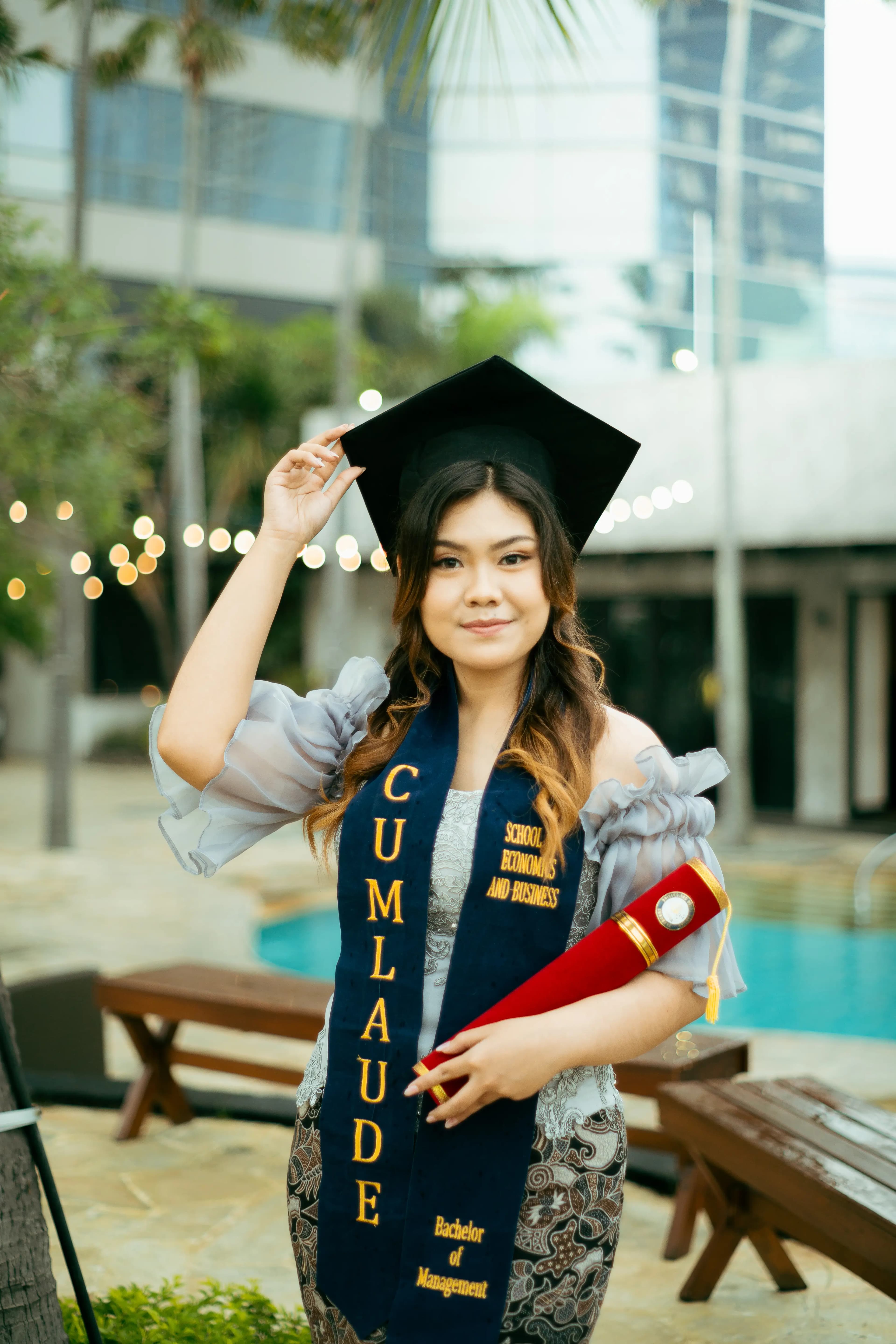 Cinematic graduation portrait at Universitas Widya Kartika Surabaya — foto wisuda Surabaya by Stefanoes Visual
