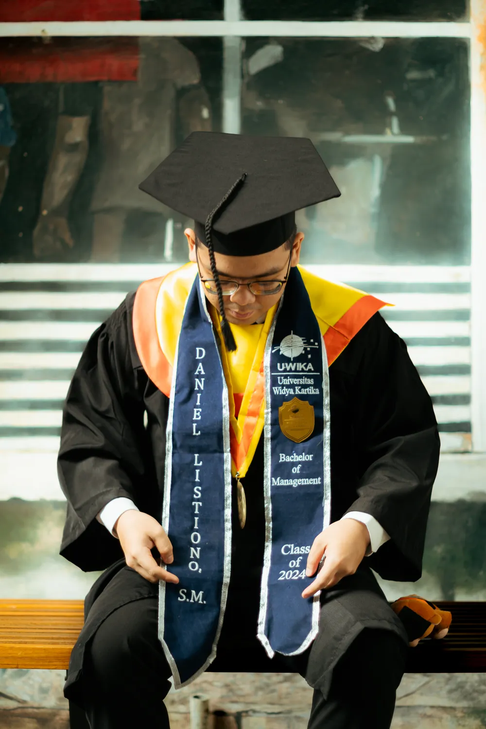 Graduation photography services Surabaya — Daniel at Widya Kartika University, by Stefanoes Visual